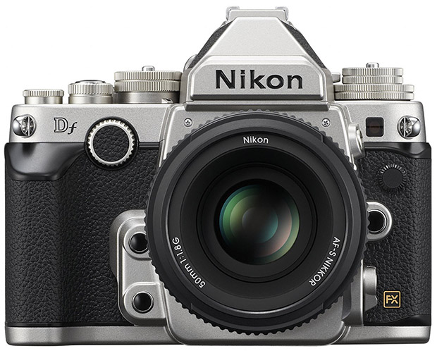 Nikon Banks on Retro with Df Full-Frame DSLR